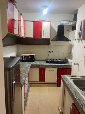 Kitchen in 2 BHK Builder Floor at Sector 40 – for Rent