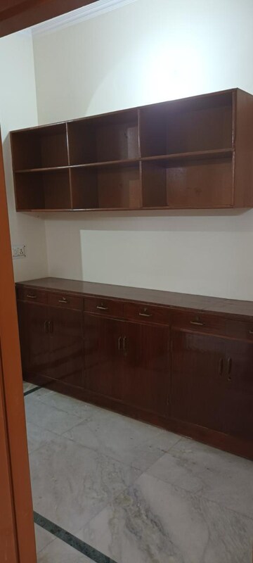 Kitchen in 2 BHK Builder Floor at Sector 40 – for Rent