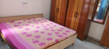 Bedroom in 2 BHK Builder Floor at Sector 40 – for Rent