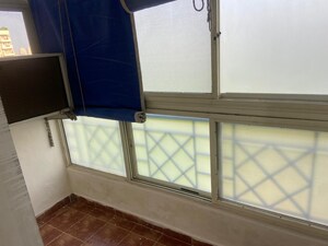 Balcony in 2 BHK Builder Floor at Sector 40 – for Rent