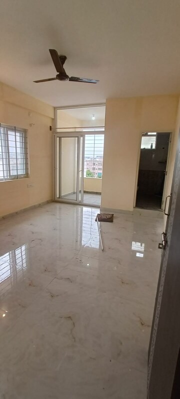 Room in 2 BHK Builder Floor at SM Enclave Kaggadasapura, Kaggadasapura – for Rent