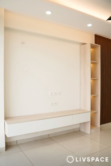 Room in 4 BHK Builder Floor at BPTP Eden Estate, Sector 81 – for Rent