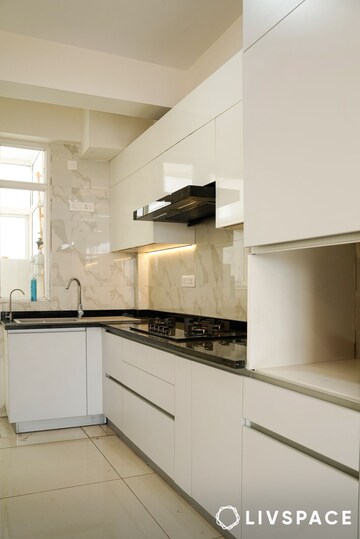 Kitchen in 4 BHK Builder Floor at BPTP Eden Estate, Sector 81 – for Rent