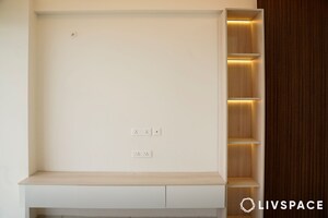 Room in 4 BHK Builder Floor at BPTP Eden Estate, Sector 81 – for Rent