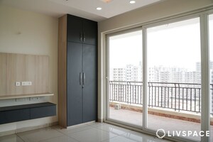 Room in 4 BHK Builder Floor at BPTP Eden Estate, Sector 81 – for Rent