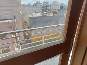 Balcony in 1 RK Builder Floor at Sector 46 – for Rent