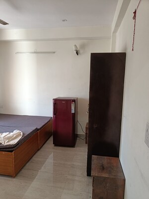 Furnished Amenities in 1 RK Builder Floor at Sector 46 – for Rent