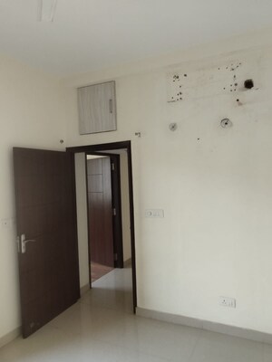 Room in 2 BHK Apartment at Shalimar Mannat, Faizabad Road – for Rent