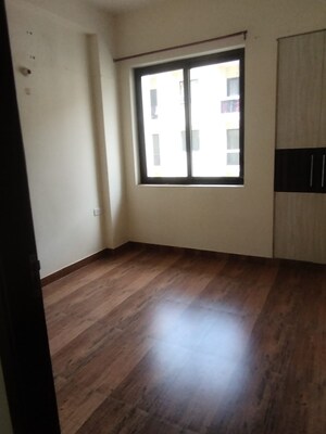 Room in 2 BHK Apartment at Shalimar Mannat, Faizabad Road – for Rent