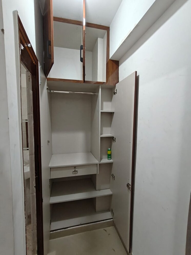 Bathroom, sushant golf city 3 Bedroom 1710 Sq.Ft. Apartment In Sushant Golf City Lucknow 9274339