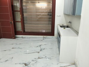 Room in 1 BHK Independent House at Sushant Golf City – for Rent