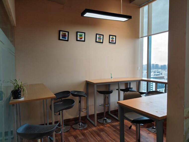 Team Area, fairfox-eon Commercial Office Space 1150 Sq.Ft. In Sector 140a Noida 9274350