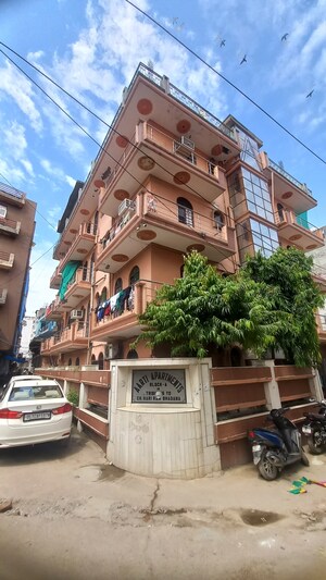 6+ BHK Independent House For Sale in Sector 37