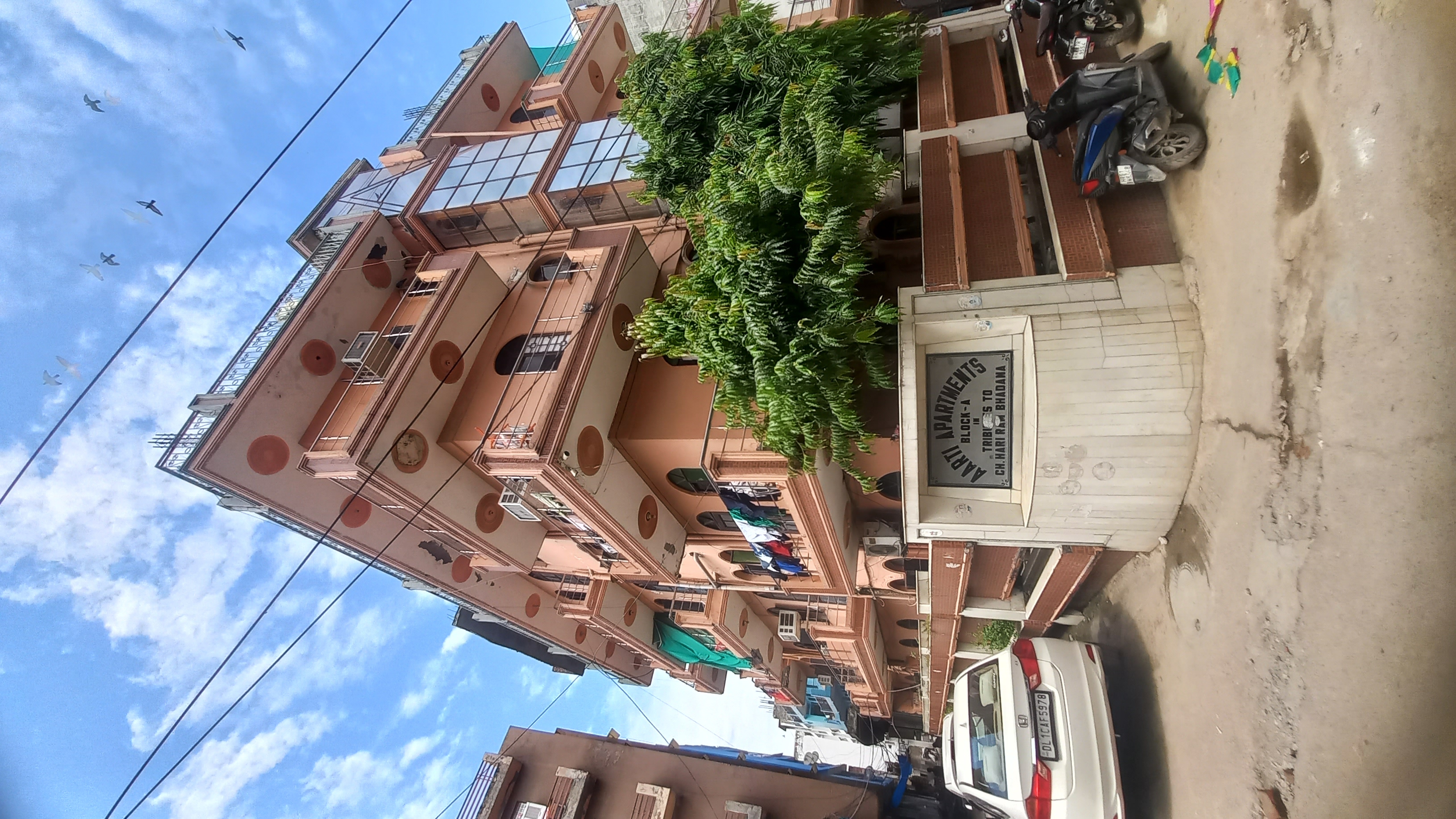 6+ BHK + Pooja Room,Servant Room,Study Room,Extra Room Independent House For Sale in  Kahnaji Real Estate 