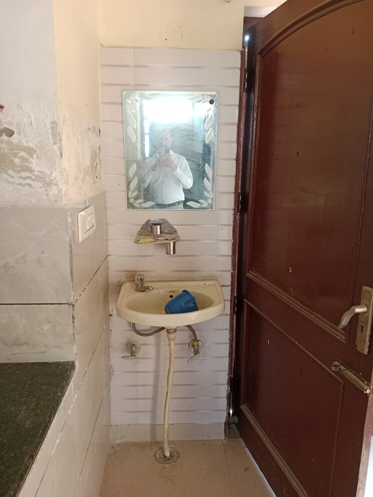 Bathroom, sector 18 2 Bedroom 837 Sq.Ft. Builder Floor In Sector 18 Panipat 9274357