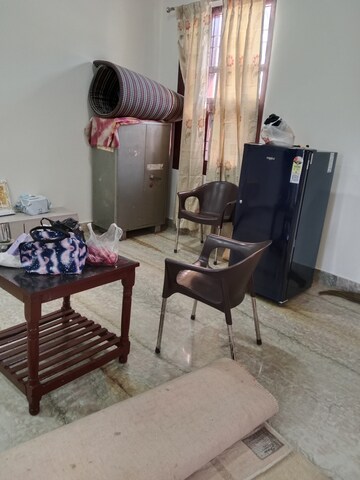 Living Room in 2 BHK Builder Floor at Sector 6 – for Rent