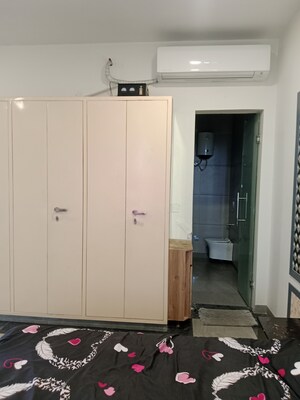 Master Bedroom in 2 BHK Builder Floor at Sector 7 – for Rent