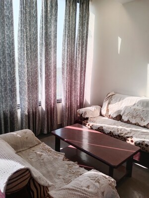 Bedroom in 2 BHK Builder Floor at Sector 7 – for Rent