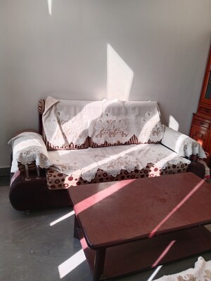 Bedroom in 2 BHK Builder Floor at Sector 7 – for Rent