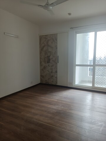 Room in 4 BHK Apartment at The 3C Lotus Panache, Sector 110 – for Rent