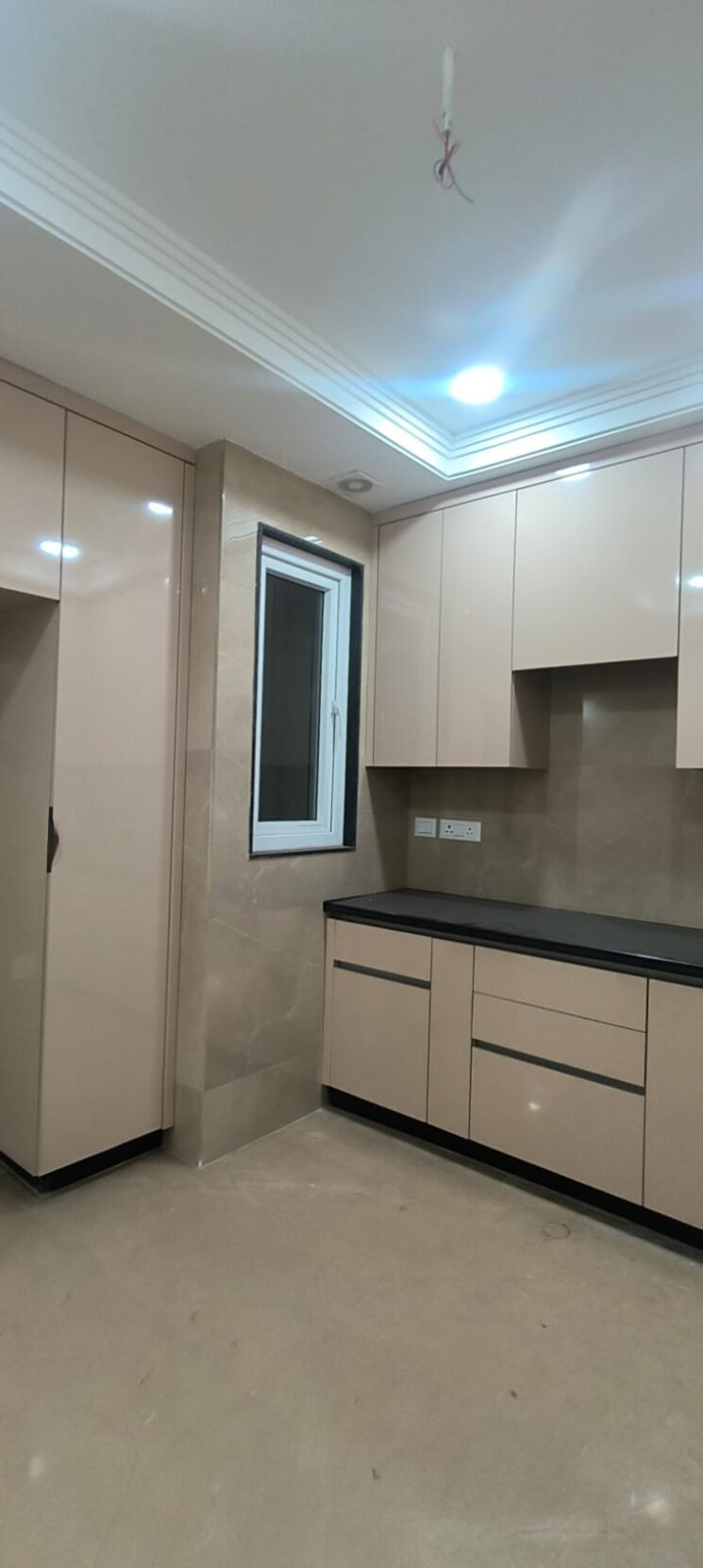 Kitchen, chittaranjan park 3 Bedroom 160 Sq.Yd. Builder Floor In Chittaranjan Park Delhi 9274389