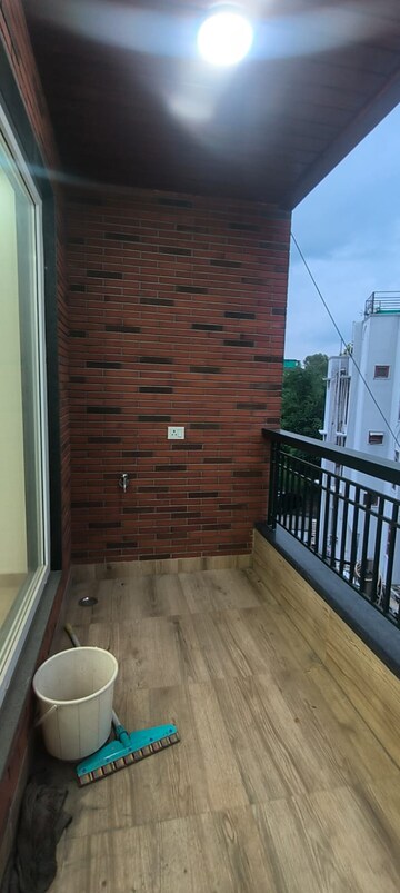 Balcony in 3 BHK Builder Floor at Chittaranjan Park – for Rent