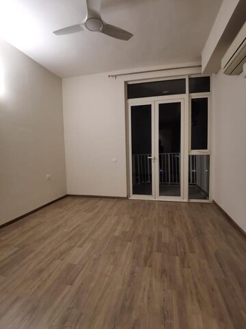 Room in 3 BHK Apartment at M3M Heights, Sector 65 – for Rent