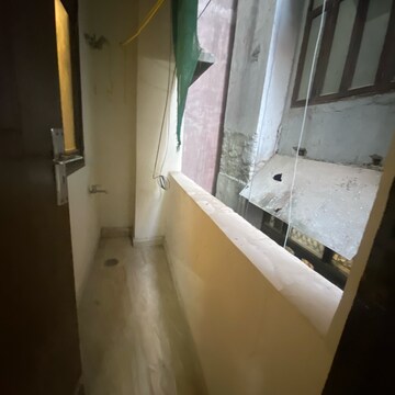 Balcony in 1 BHK Builder Floor at Chattarpur – for Rent