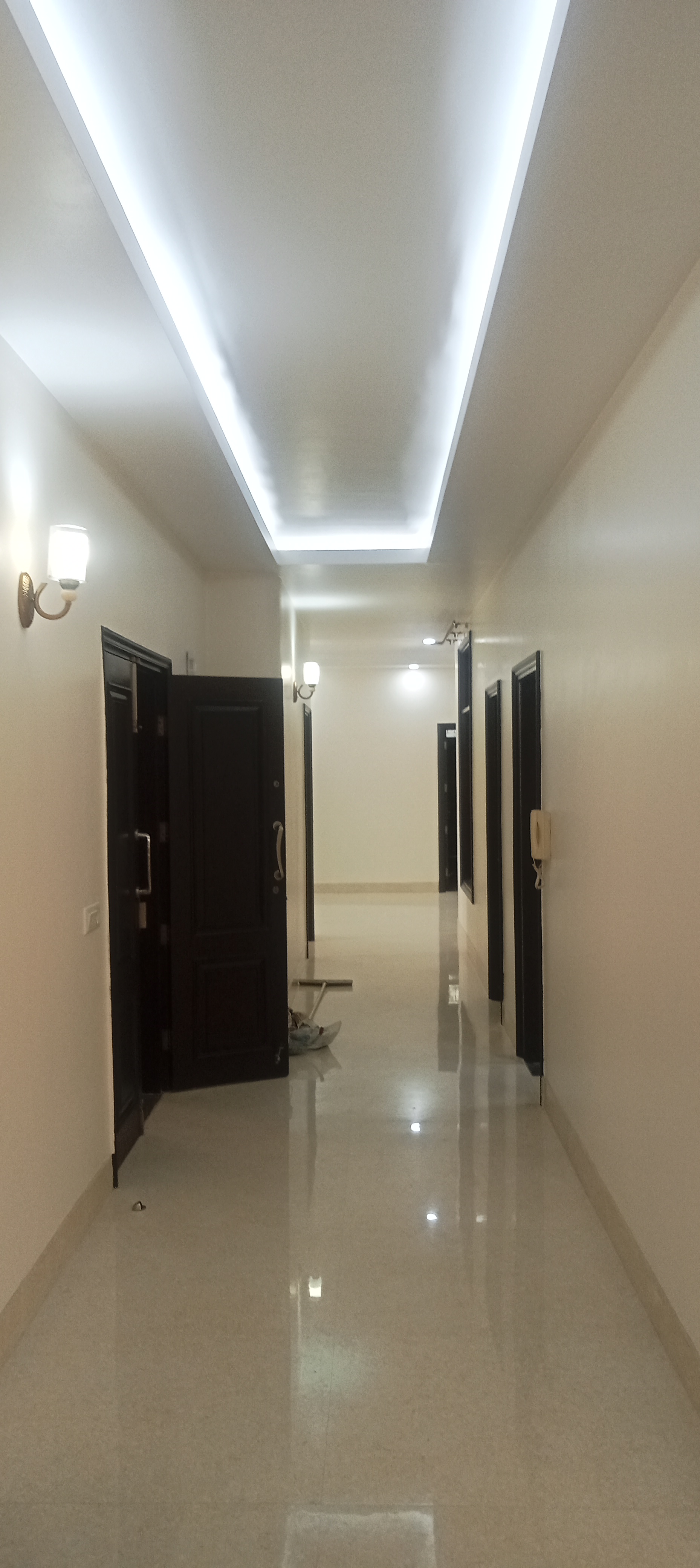4 BHK + Pooja Room,Servant Room,Extra Room Builder Floor For Rent in South Extension II
