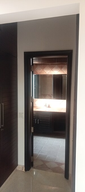 Bathroom in 4 BHK Builder Floor at South Extension ii – for Rent