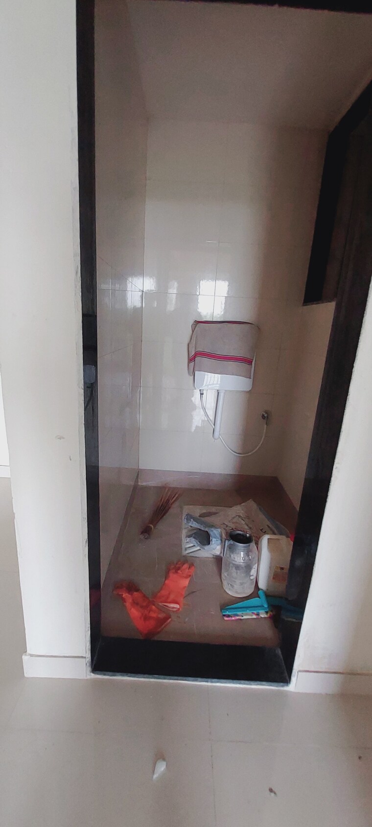 Bathroom, laxmi-aangan-kharadipada 1 Bedroom 530 Sq.Ft. Apartment In Khardipada Thane 9274427