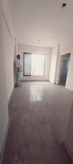 1 BHK + Extra Room Apartment For Sale in Kalwa
