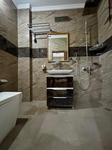 Bathroom in 3 BHK Builder Floor at Greenwood City, Sector 40 – for Rent