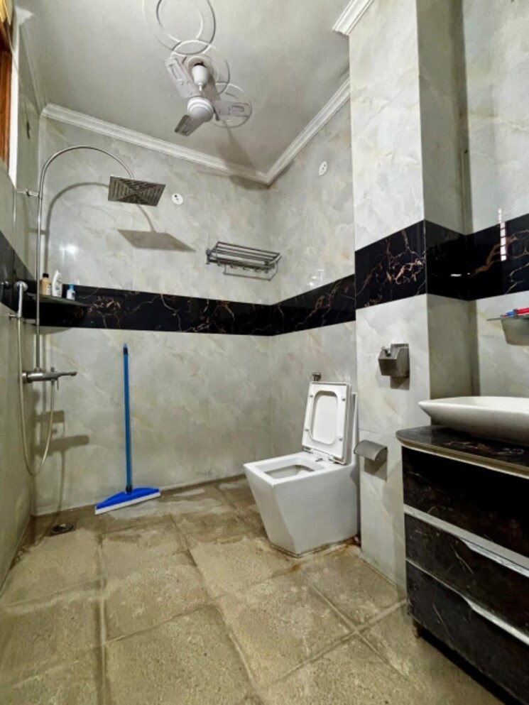 Kitchen, greenwood-city 3 Bedroom 2000 Sq.Ft. Builder Floor In Sector 40 Gurgaon 9274455