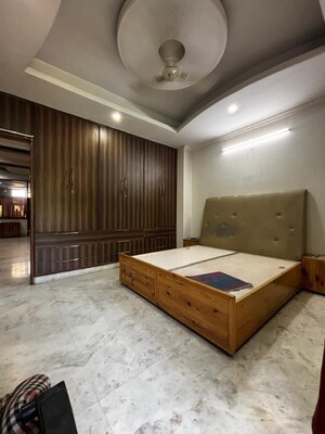 Bedroom in 3 BHK Builder Floor at Greenwood City, Sector 40 – for Rent
