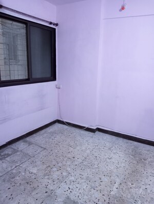 Room in 1 BHK Apartment at New Abhishek Chs, Kalwa – for Rent