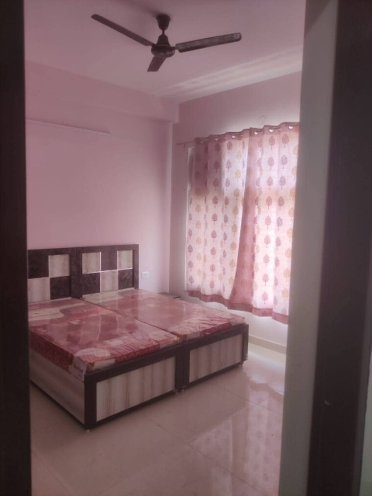 Bedroom, greenwood-city 2 Bedroom 1350 Sq.Ft. Builder Floor In Sector 40 Gurgaon 9274477