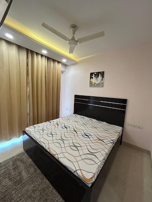 Bedroom in 3 BHK Builder Floor at SAS Tower, Sector 38 – for Rent