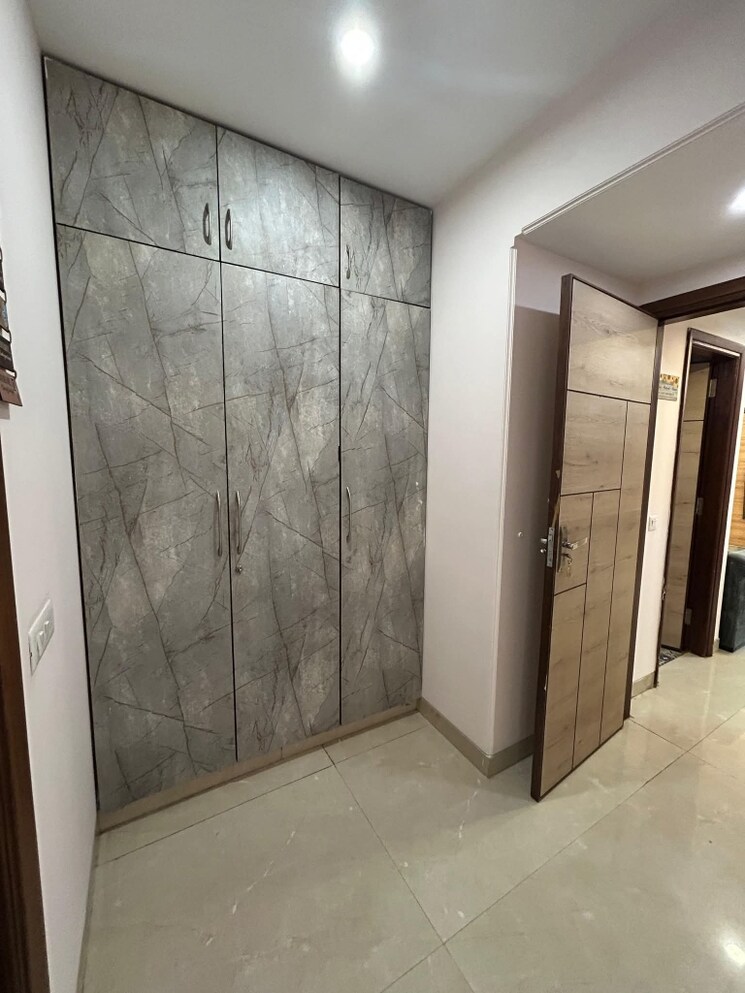 Room, sas-tower 3 Bedroom 1600 Sq.Ft. Builder Floor In Sector 38 Gurgaon 9274488