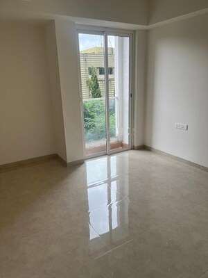 2 BHK Apartment For Rent in One Indiabulls Thane, Pokhran Road No Two