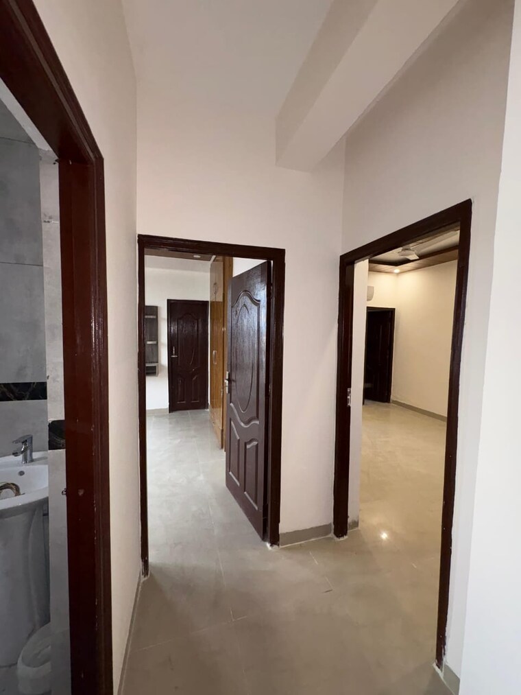 Living Room, dhakoli 2 Bedroom 128 Sq.Yd. Apartment In Dhakoli Zirakpur 9274503
