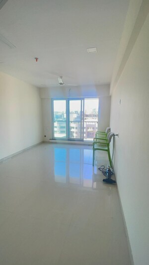 Room in 2 BHK Apartment at Keytech Jiten CHS, Andheri West – for Rent