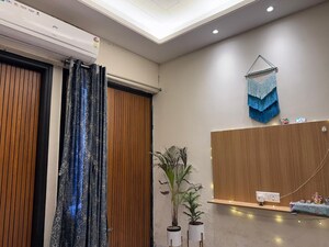 Bedroom in 3 BHK Builder Floor at Pir Machalla – for Rent