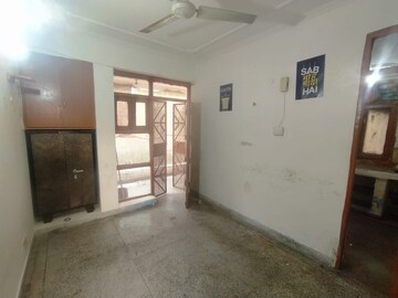1 RK Apartment For Rent in Sector 5