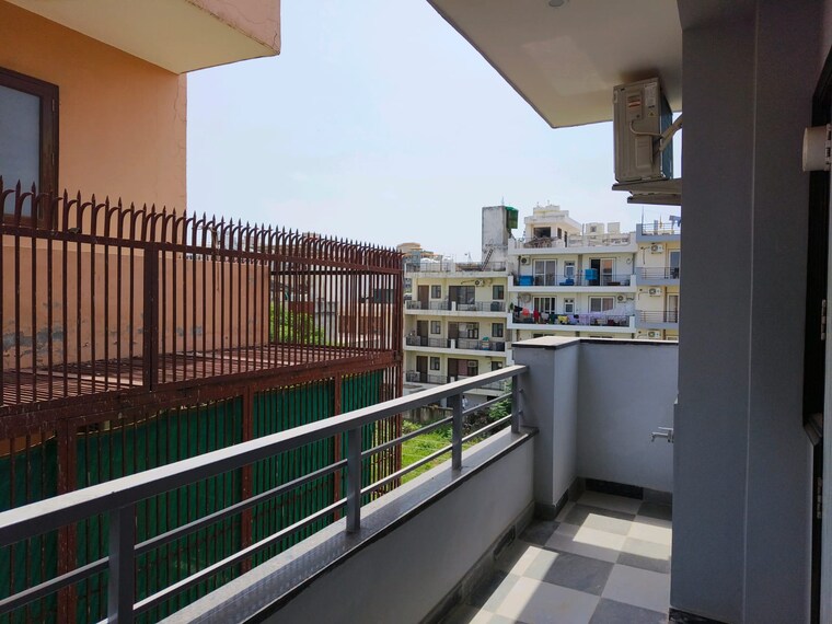 Balcony, sector 38 1 RK 900 Sq.Ft. Builder Floor In Sector 38 Gurgaon 9274551
