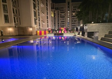 Swimming Pool in 3.5 BHK Apartment at SS Hibiscus, Sector 50 – for Sale