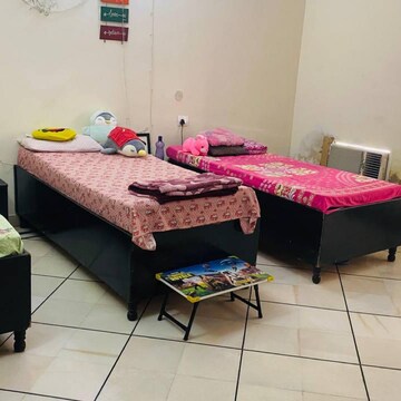 Bedroom in  Pg at Sector 55 – for Rent
