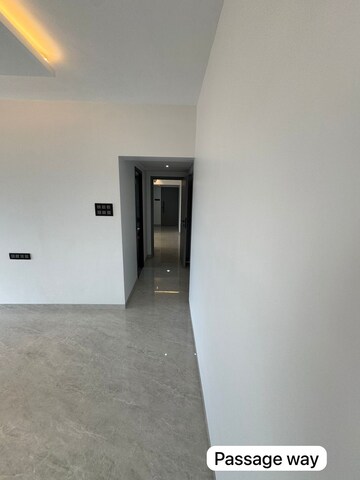 Room in 1 BHK Apartment at Silver Arch Eden woods, Andheri West – for Rent