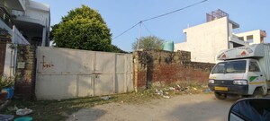  Plot For Sale in Sector 11