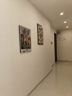 Room in 3.5 BHK Apartment at Pashmina Waterfront, Old Madras Road – for Rent